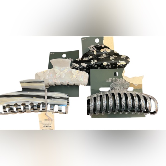 3 Wild fable & 1 a new day large hair claw clip new - Picture 1 of 5